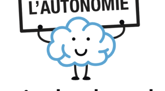 Logo PictoTask faisait figurer un nuage qui porte un panneau avec écrit dessus "en route vers l'autonomie"